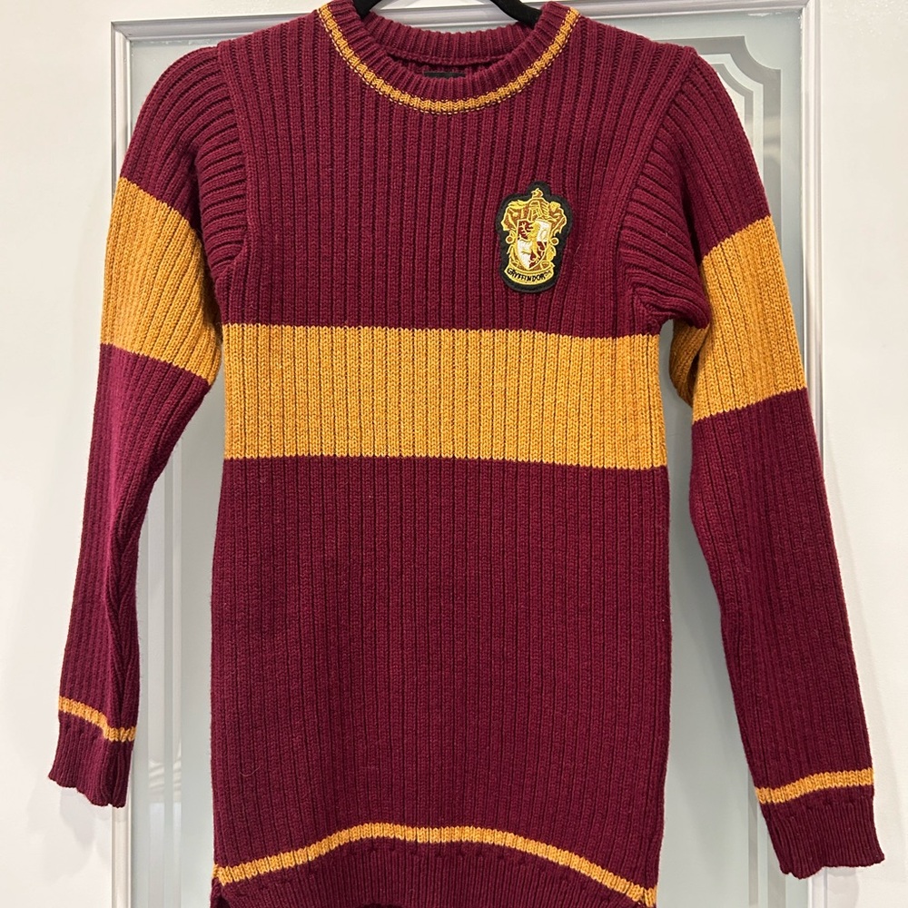 New Gryffindor men’s (XS) from Scotland